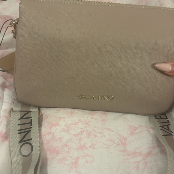 NWT Valentino Beige Crossbody - Picture 5 of 14